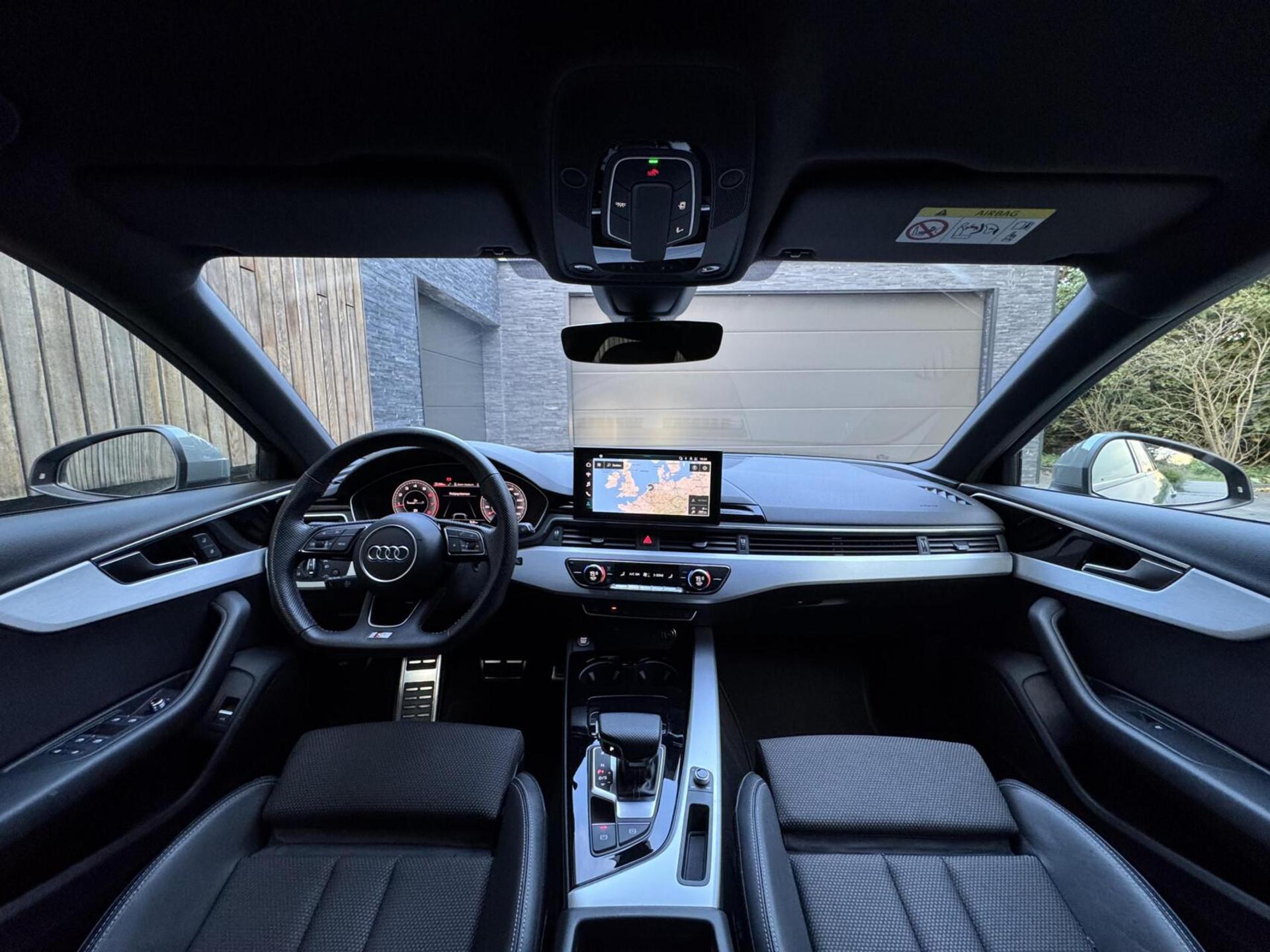 Audi A4 Avant 35 TFSI S-line Automaat | Quantumgrijs | LED | Getint glas | Afgevlakt stuurwiel | Navigatiesysteem | Apple CarPlay | Climate control | Cruise control | Parkeersensoren achter 47383857-2.jpg | Timcars.nl