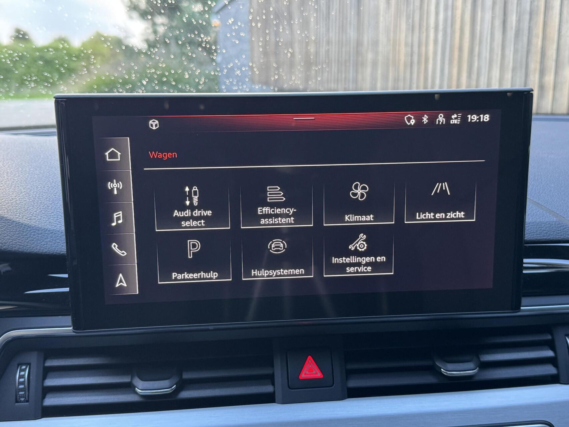 Audi A4 Avant 35 TFSI S-line Automaat | Quantumgrijs | LED | Getint glas | Afgevlakt stuurwiel | Navigatiesysteem | Apple CarPlay | Climate control | Cruise control | Parkeersensoren achter 47383857-22.jpg | Timcars.nl