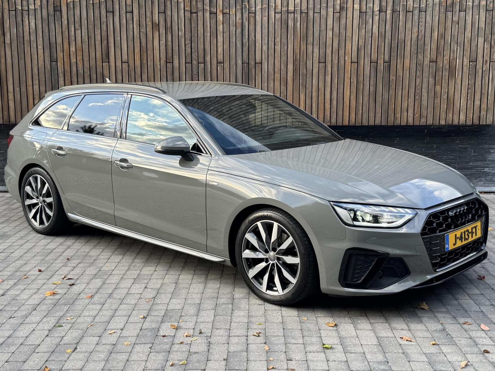 Audi A4 Avant 35 TFSI S-line Automaat | Quantumgrijs | LED | Getint glas | Afgevlakt stuurwiel | Navigatiesysteem | Apple CarPlay | Climate control | Cruise control | Parkeersensoren achter 47383857-37.jpg | Timcars.nl
