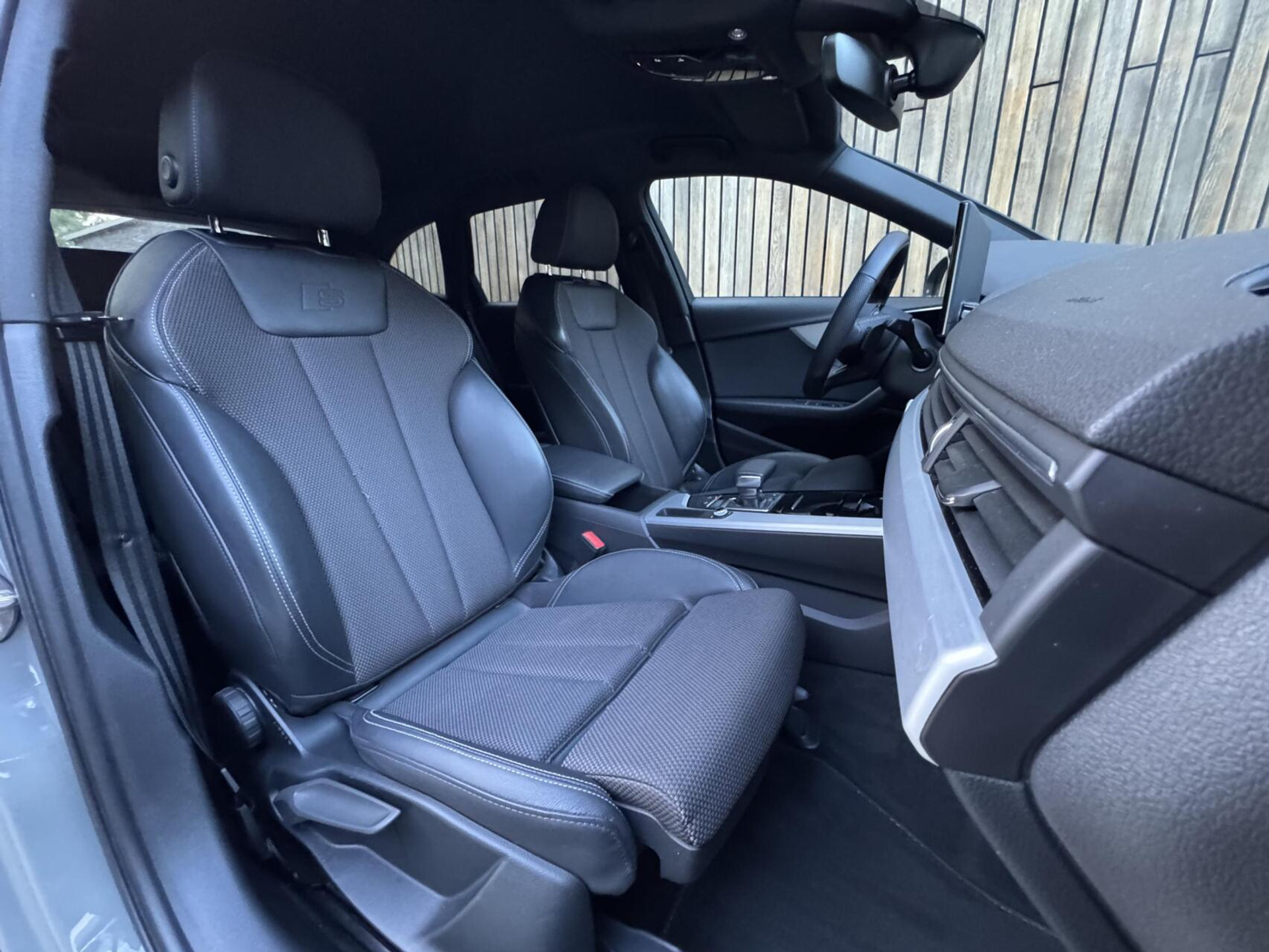 Audi A4 Avant 35 TFSI S-line Automaat | Quantumgrijs | LED | Getint glas | Afgevlakt stuurwiel | Navigatiesysteem | Apple CarPlay | Climate control | Cruise control | Parkeersensoren achter 47383857-40.jpg | Timcars.nl