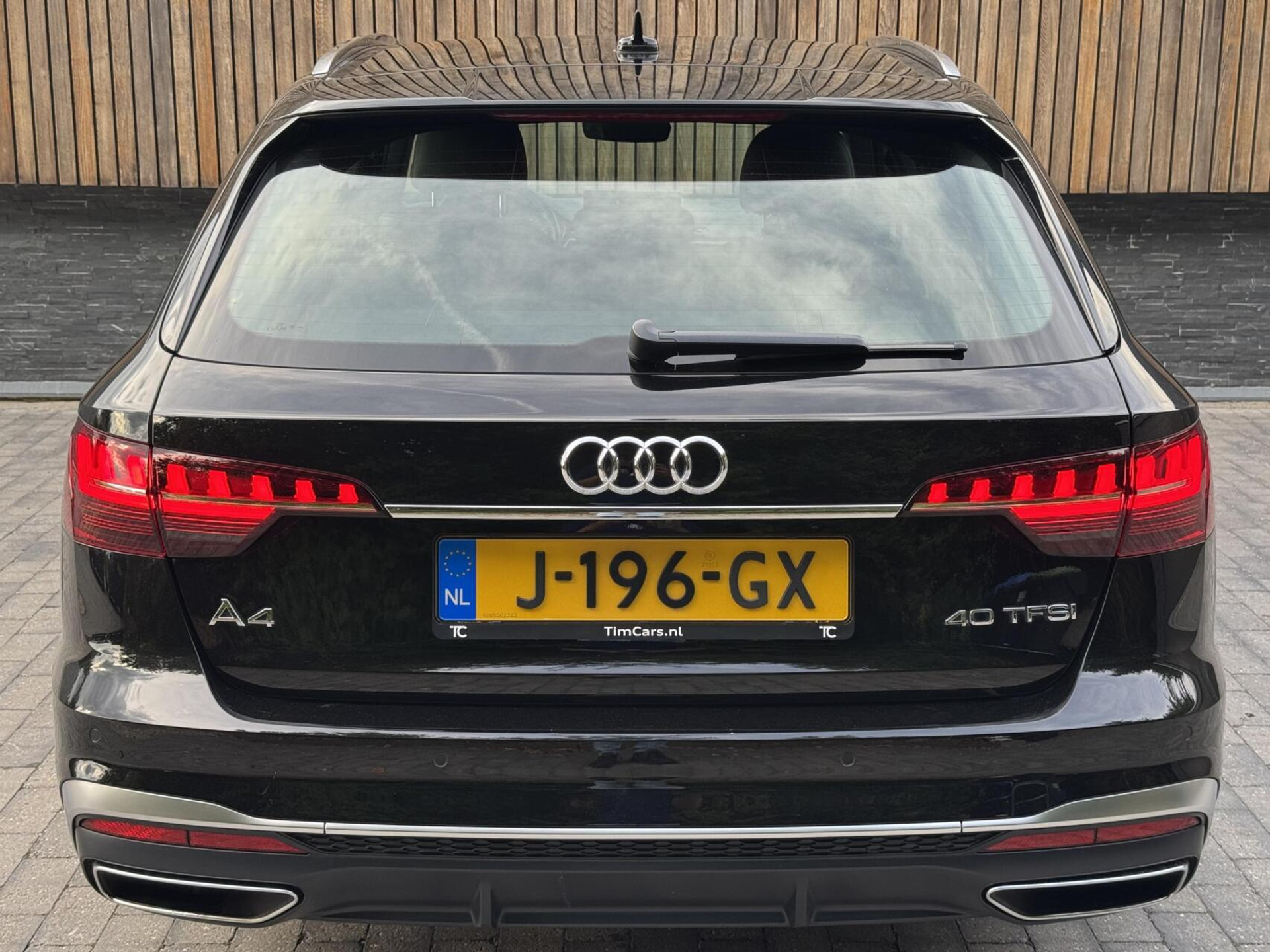 Audi A4 Avant 40 TFSI S-line Automaat | Volleer | Adaptieve cruise control | Lane assist | Afgevlakt sportstuur | Grootlichtassistent | 19 inch lichtmetalen velgen | Apple CarPlay | Parkeersensoren voor en achter | Achteruitrijcamera 47408599-65.jpg | Timcars.nl