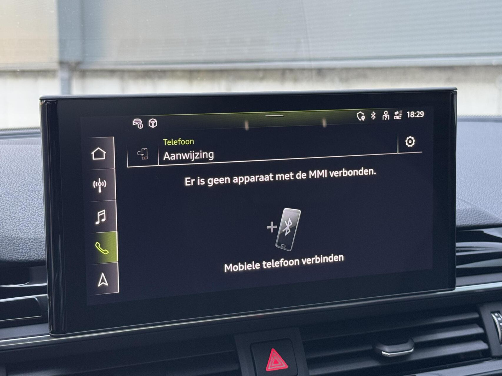 Audi A4 Avant 35 TFSI S edition Competition Automaat | Zwart optiek | Stoelverwarming | Google Navigatie | Apple CarPlay | Getint glas | LED verlichting | Getint glas | Parkeersensoren voor en achter 47519732-18.jpg | Timcars.nl