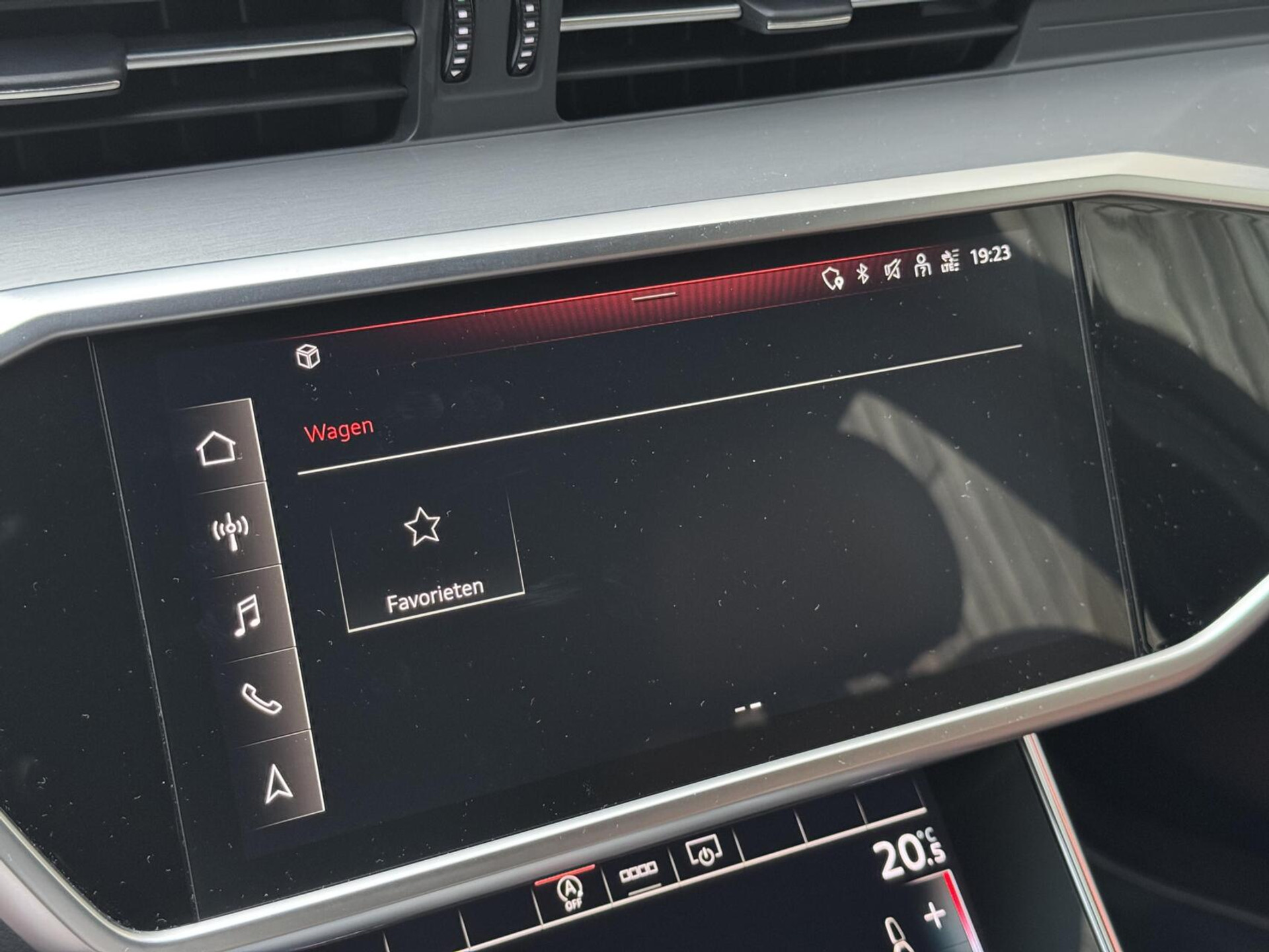 Audi A6 Avant 40 TFSI S edition Automaat | Cognac leren bekleding | LED Matrix verlichting | Stoelverwarming | Sfeerverlichting | Zonneschermen zijruiten achter | Digitale cockpit | Achteruitrijcamera | Parkeersensoren voor en achter 47519735-26.jpg | Timcars.nl