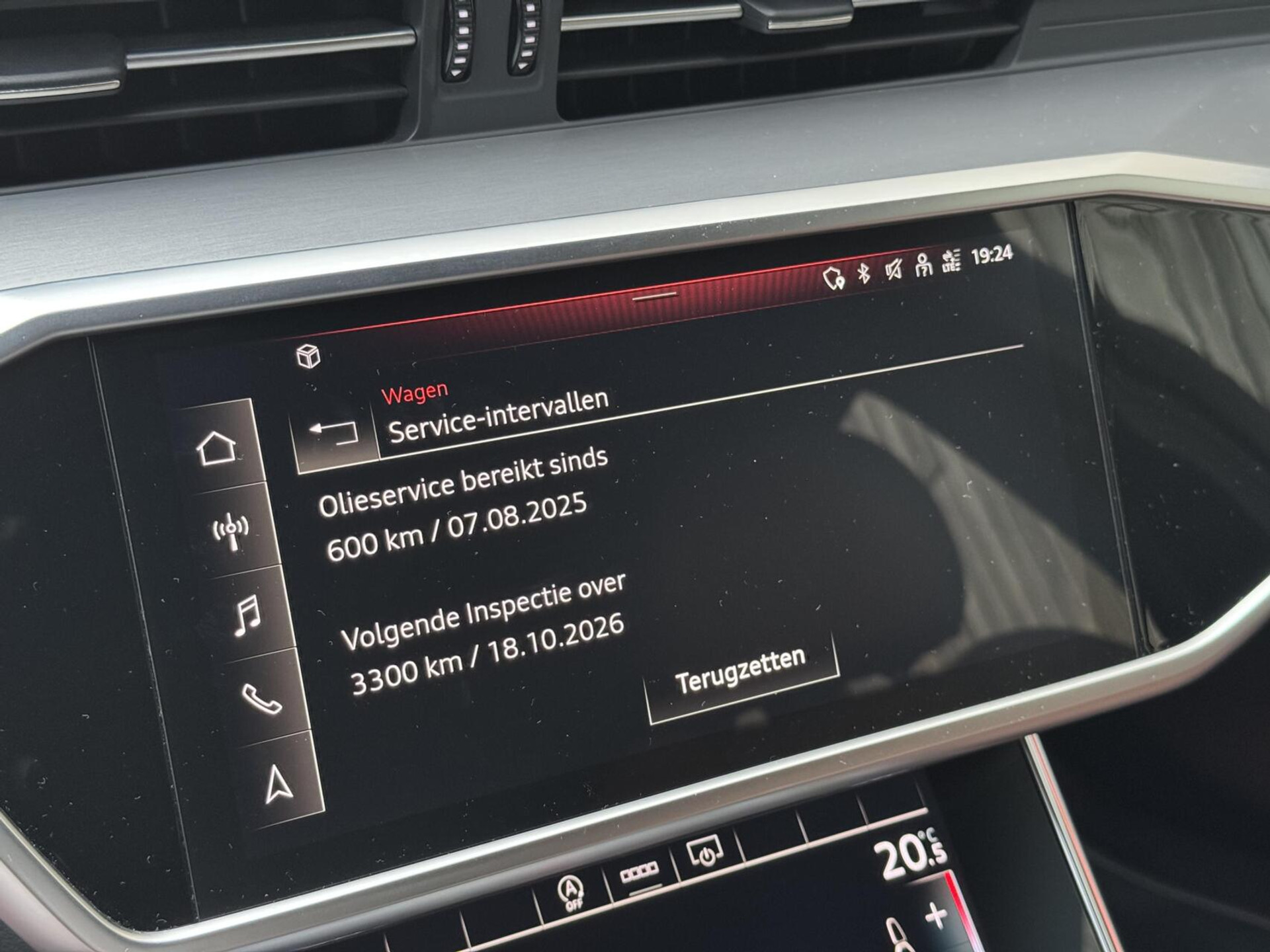 Audi A6 Avant 40 TFSI S edition Automaat | Cognac leren bekleding | LED Matrix verlichting | Stoelverwarming | Sfeerverlichting | Zonneschermen zijruiten achter | Digitale cockpit | Achteruitrijcamera | Parkeersensoren voor en achter 47519735-36.jpg | Timcars.nl