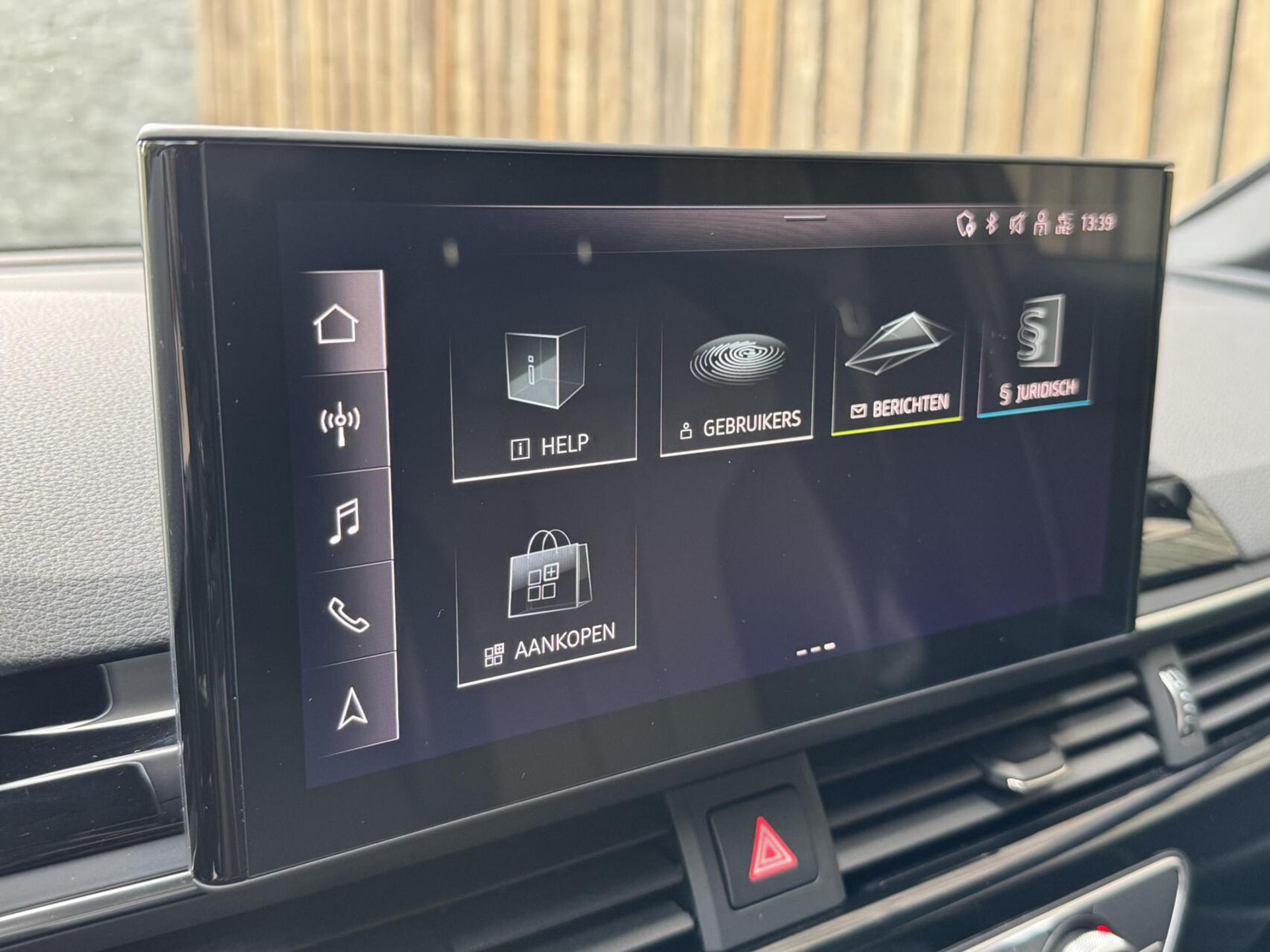 Audi A4 Avant 40 TFSI S edition Competition Automaat | LED koplampen | Cruise control | Climate control | Zwart optiek | Getint glas | Achteruitrijcamera | Parkeersensoren voor en achter 47659430-21.jpg | Timcars.nl