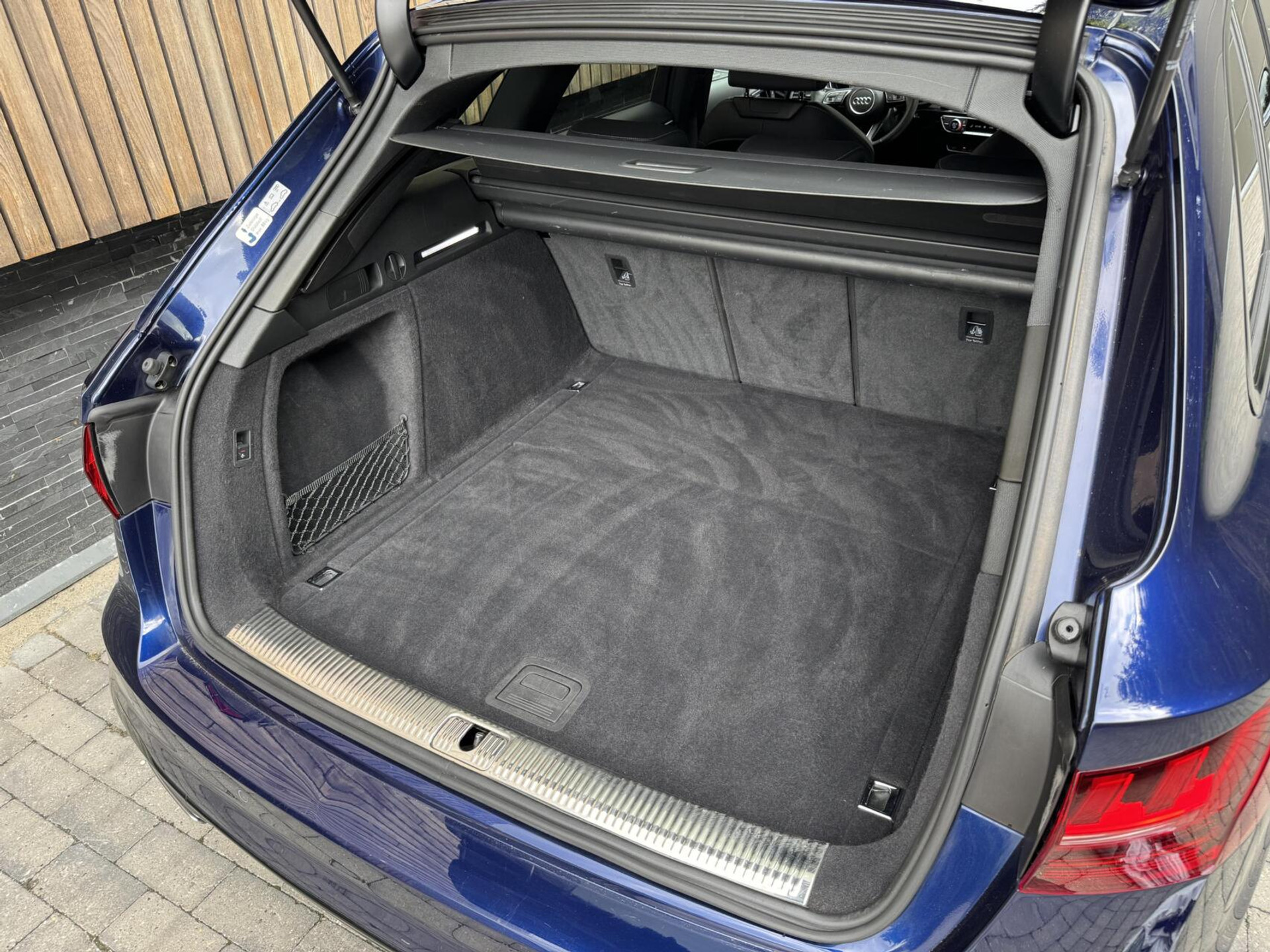 Audi A4 Avant 40 TFSI S edition Competition Automaat | LED koplampen | Cruise control | Climate control | Zwart optiek | Getint glas | Achteruitrijcamera | Parkeersensoren voor en achter 47659430-48.jpg | Timcars.nl