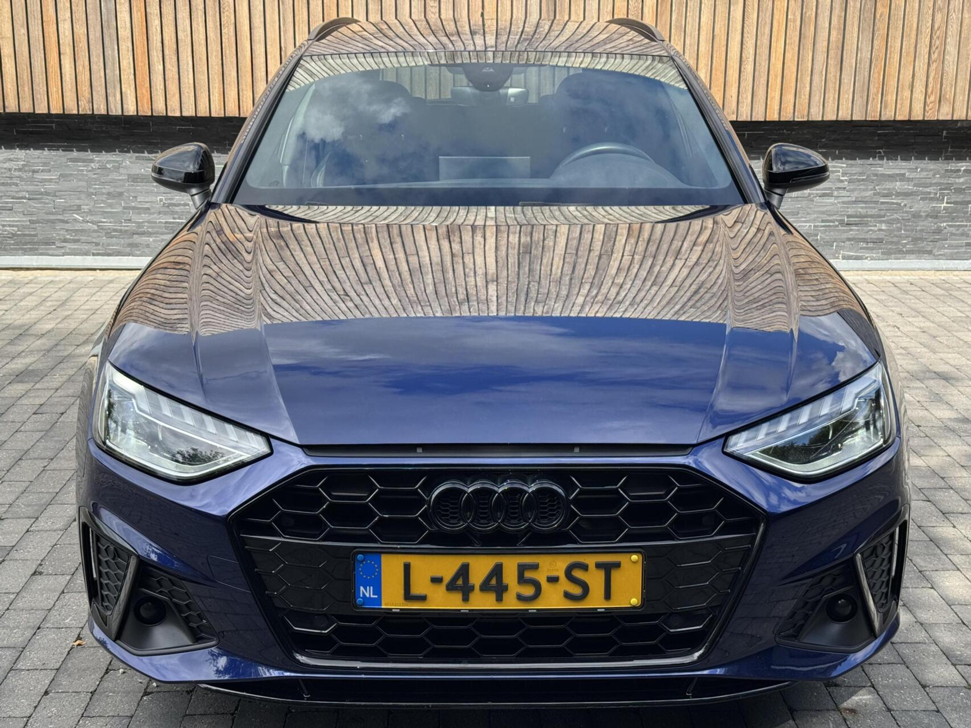 Audi A4 Avant 40 TFSI S edition Competition Automaat | LED koplampen | Cruise control | Climate control | Zwart optiek | Getint glas | Achteruitrijcamera | Parkeersensoren voor en achter 47659430-67.jpg | Timcars.nl