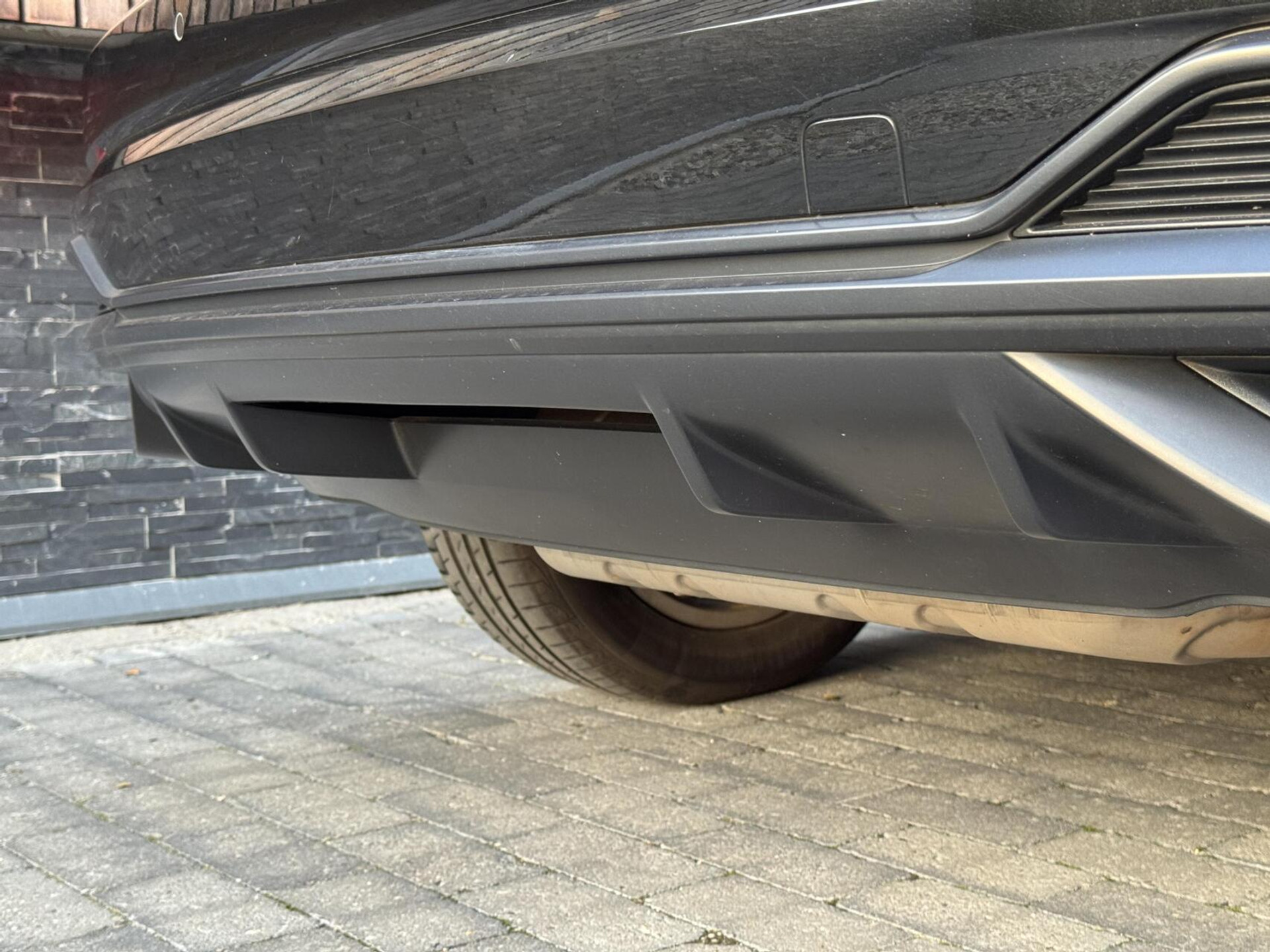 Audi Q3 40 TFSI quattro S Line Automaat | Leren bekleding | Stoelverwarming | Climate control | Cruise control | Lane assist & dode hoek detectie | Trekhaak elektrisch uitklapbaar | Parkeersensoren achter 47899966-45.jpg | Timcars.nl