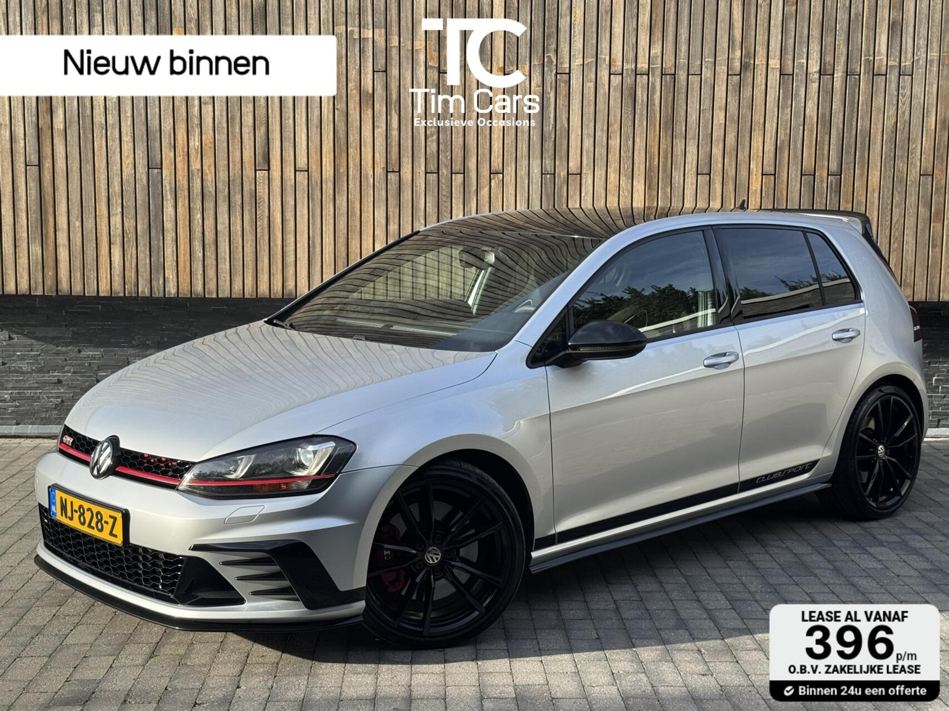 Volkswagen Golf 2.0 TSI GTI Clubsport Automaat | Schaalstoelen | Getuned | Stoelverwarming | Xenon verlichting | Spoiler | Pretoria velgen | Kleppensysteem | Navigatiesysteem | Parkeersensoren achter 47900779-0.jpg | Timcars.nl