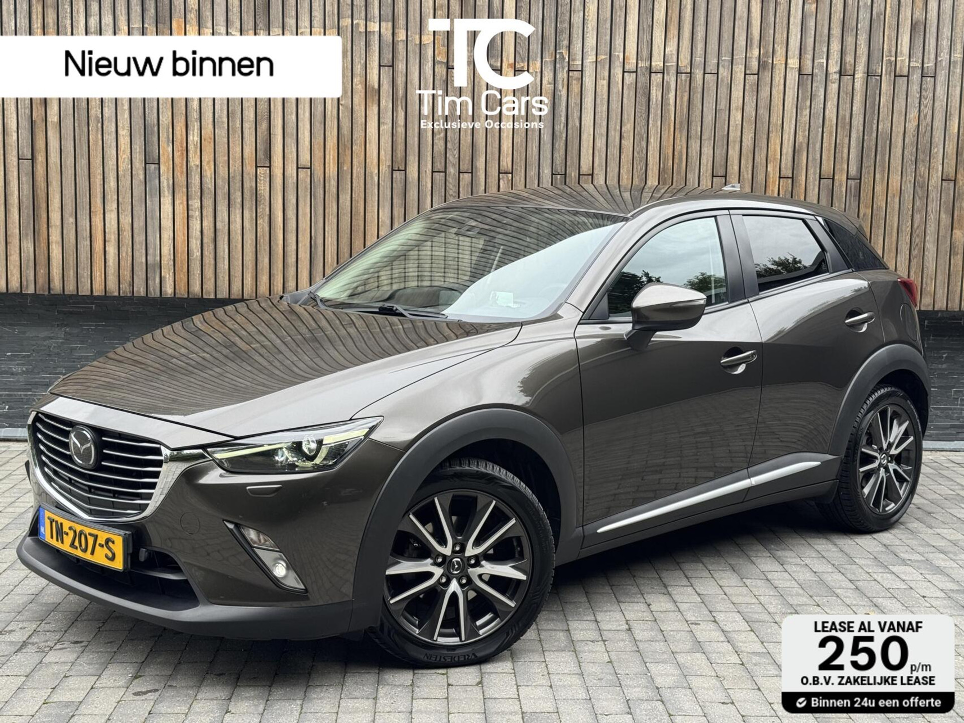 Mazda CX-3 2.0 SkyActiv-G 120 TS+ Automaat | Navigatiesysteem | LED koplampen | Stoelverwarming | Half/leer | Climate control | Cruise control adaptief | Head-up display | Parkeersensoren achter | Achteruitrijcamera 48095058-0.jpg | Timcars.nl