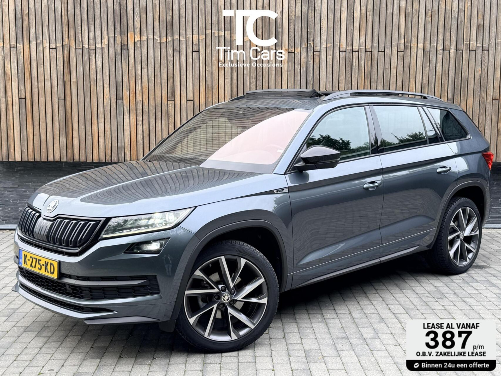 Škoda Kodiaq 1.5 TSI Sportline Automaat | Panoramadak | Trekhaak uitklapbaar | Navigatiesysteem | Stoelverwarming voor en achter | Stuurverwarming | Getint glas | Cruise control adaptief| Achteruitrijcamera | Parkeersensoren voor en achter 48160858-0.jpg | Timcars.nl