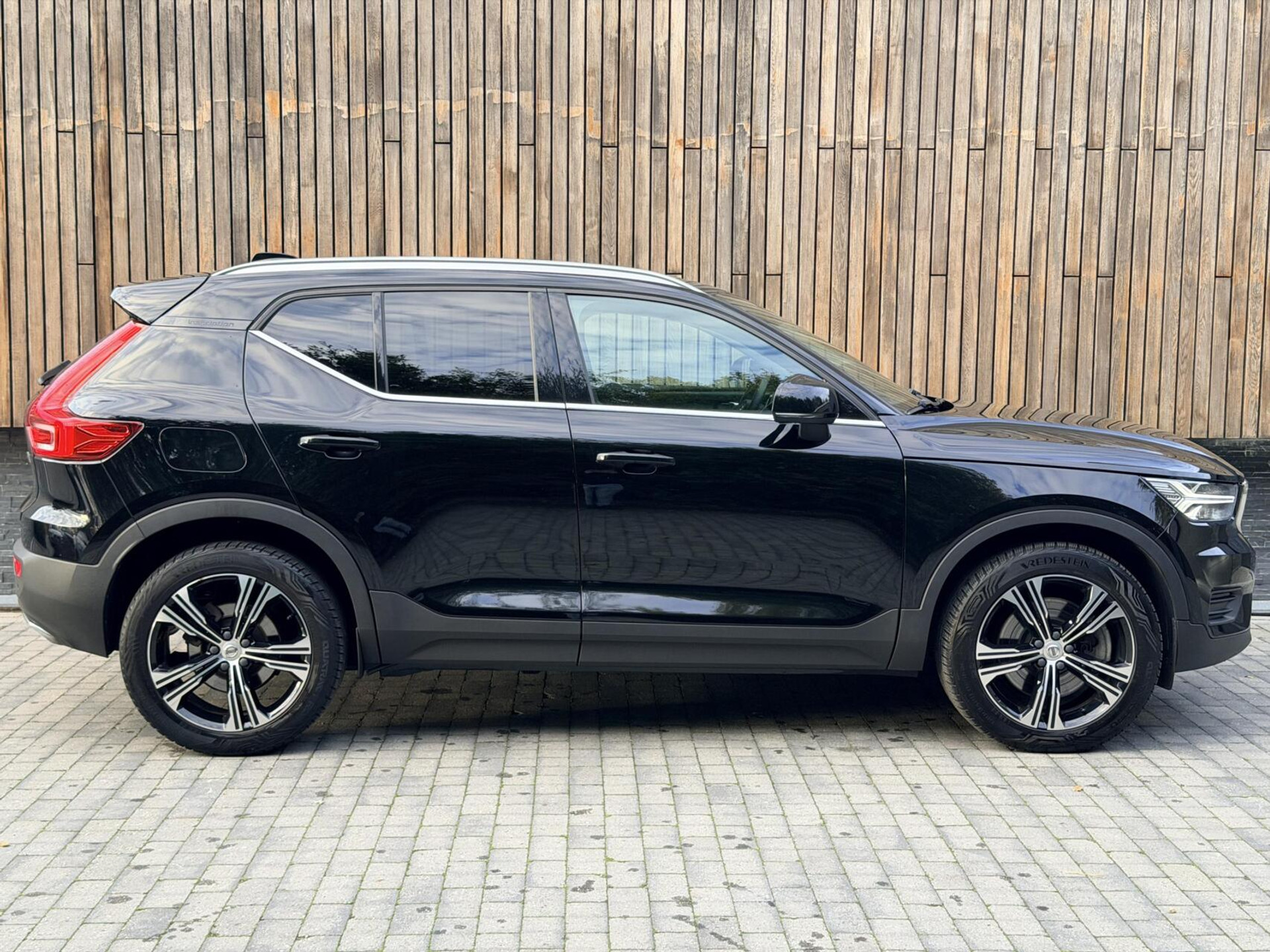 Volvo XC40 1.5 T5 Twin Engine Inscription Automaat | Leren bekleding | LED verlichting | Stoelverwarming | Getint glas | 19 inch lichtmetalen velgen | Apple CarPlay | Climate & cruise control | Parkeersensoren achter 48598809-33.jpg | Timcars.nl