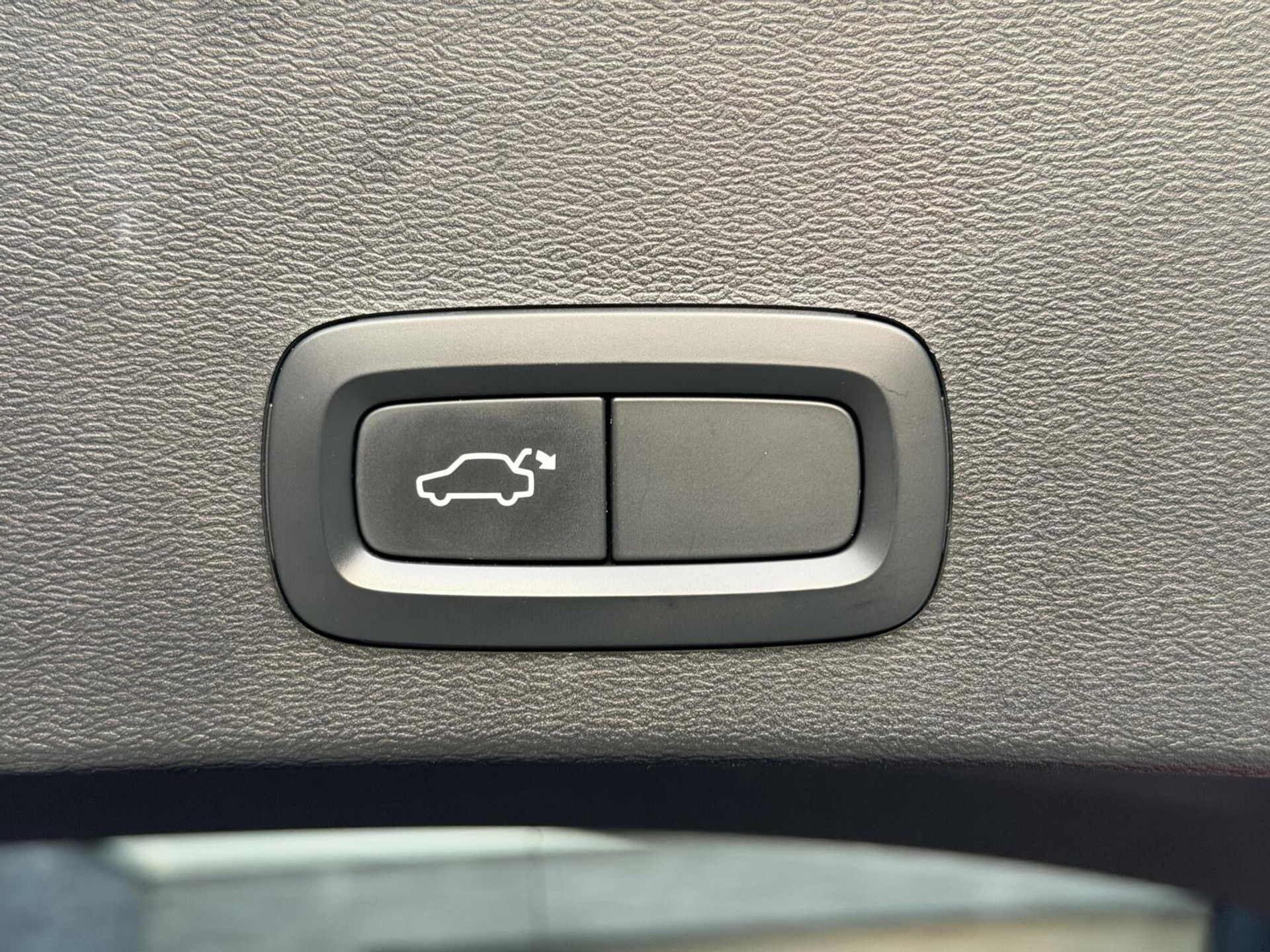 Volvo XC40 1.5 T5 Twin Engine Inscription Automaat | Leren bekleding | LED verlichting | Stoelverwarming | Getint glas | 19 inch lichtmetalen velgen | Apple CarPlay | Climate & cruise control | Parkeersensoren achter 48598809-45.jpg | Timcars.nl