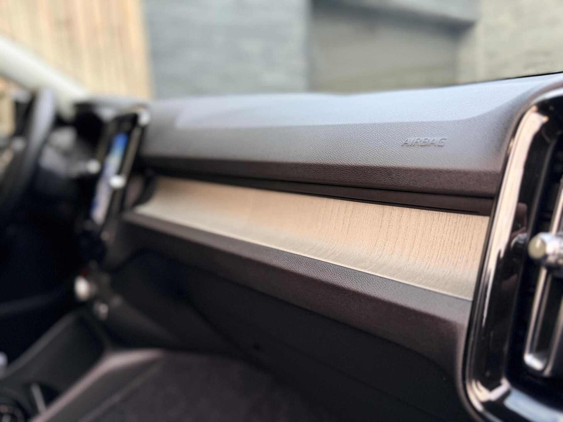 Volvo XC40 1.5 T5 Twin Engine Inscription Automaat | Leren bekleding | LED verlichting | Stoelverwarming | Getint glas | 19 inch lichtmetalen velgen | Apple CarPlay | Climate & cruise control | Parkeersensoren achter 48598809-52.jpg | Timcars.nl