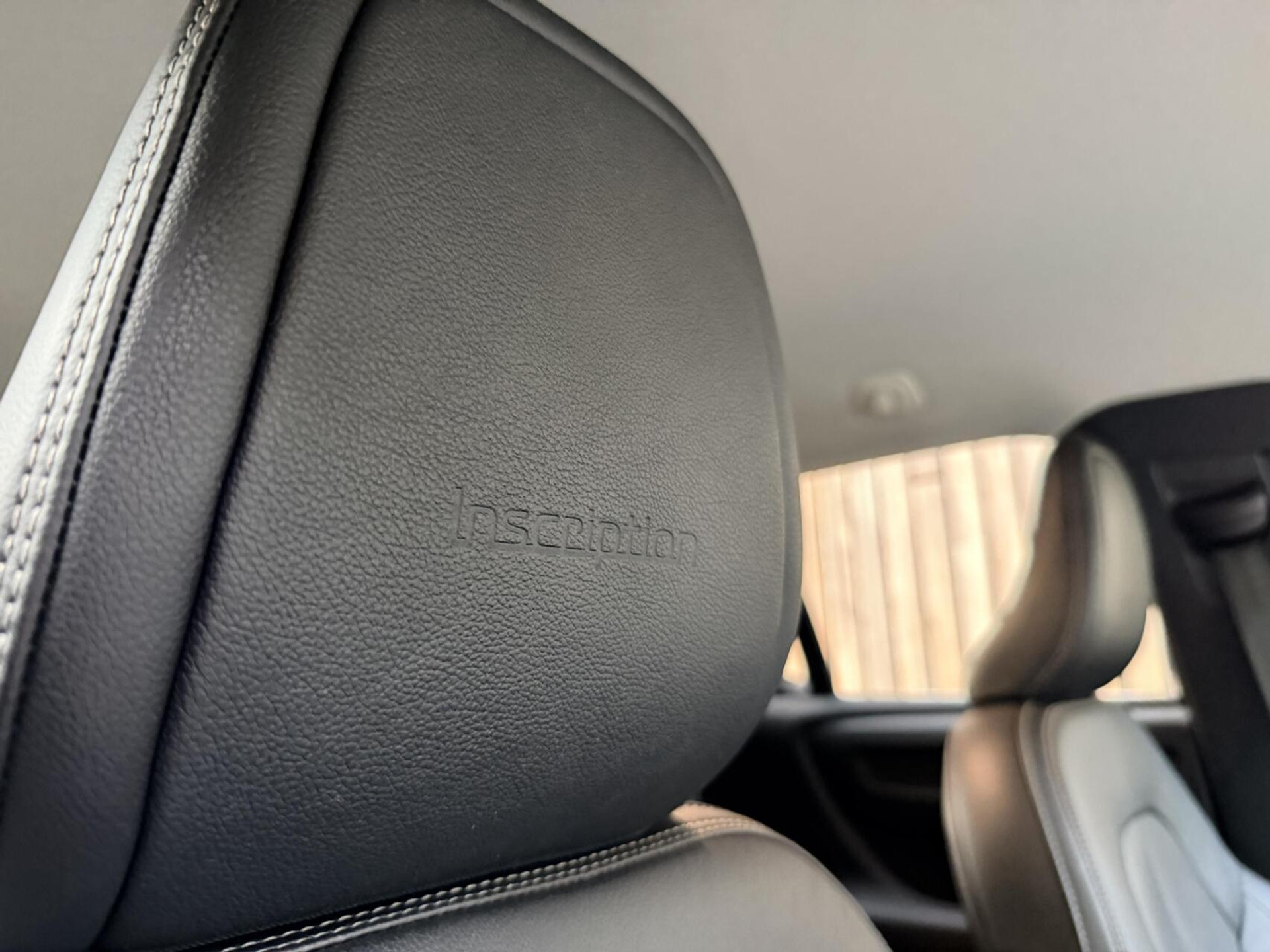 Volvo XC40 1.5 T5 Twin Engine Inscription Automaat | Leren bekleding | LED verlichting | Stoelverwarming | Getint glas | 19 inch lichtmetalen velgen | Apple CarPlay | Climate & cruise control | Parkeersensoren achter 48598809-53.jpg | Timcars.nl