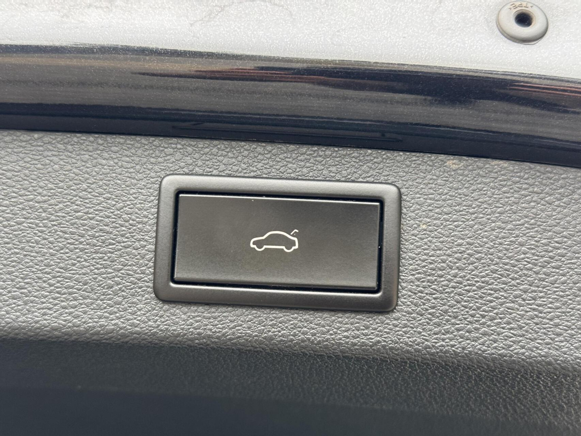 Škoda Kodiaq 1.5 TSI Sportline Automaat | Panoramadak | ACC adaptieve cruise control | 20 inch lichtmetalen velgen | Dodehoek detectie | LED koplampen | Canton HiFi | Keyless Entry&Start | Parkeersensoren voor en achter | Achteruitrijcamera 48650985-55.jpg | Timcars.nl