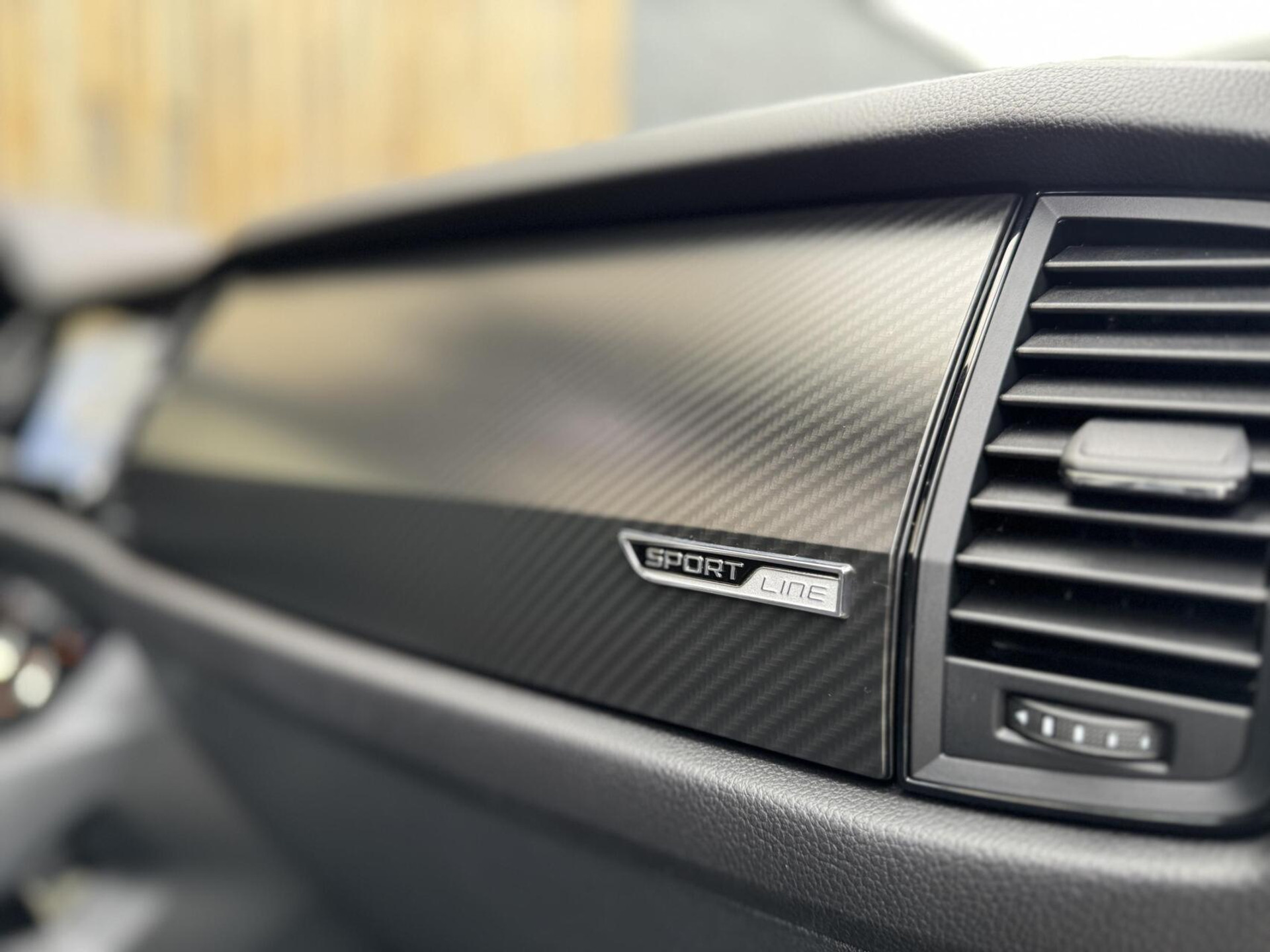 Škoda Kodiaq 1.5 TSI Sportline Automaat | Panoramadak | ACC adaptieve cruise control | 20 inch lichtmetalen velgen | Dodehoek detectie | LED koplampen | Canton HiFi | Keyless Entry&Start | Parkeersensoren voor en achter | Achteruitrijcamera 48650985-59.jpg | Timcars.nl