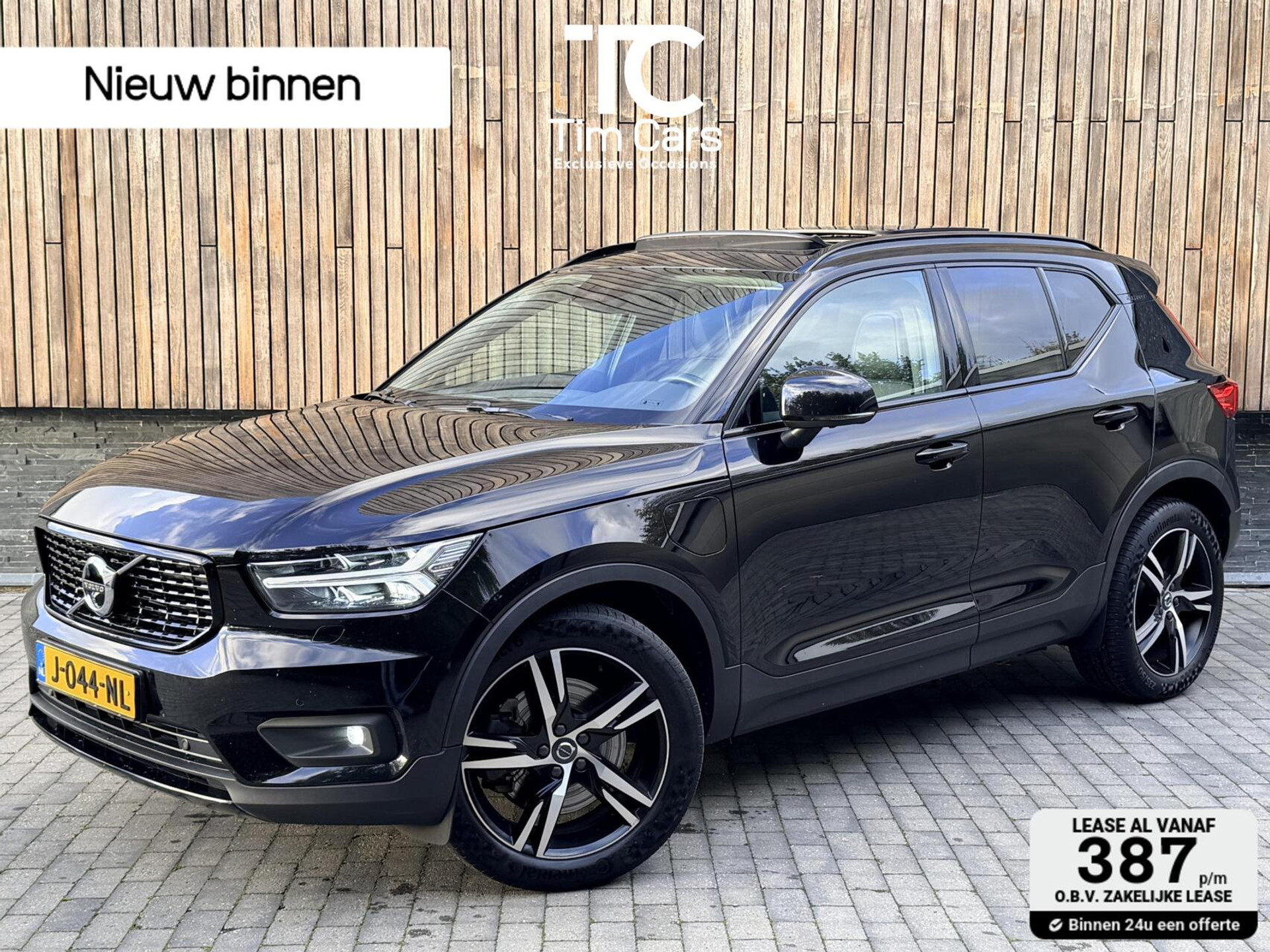 Volvo XC40 1.5 T4 Recharge R-Design Automaat | Panoramadak | LED verlichting | Sportstoelen leer | DAB | Apple CarPlay | 360 graden camera | Cruise control adaptief & Pilot Assist | harman/kardon Audio | Parkeersensoren voor en achter 48727679-0.jpg | Timcars.nl