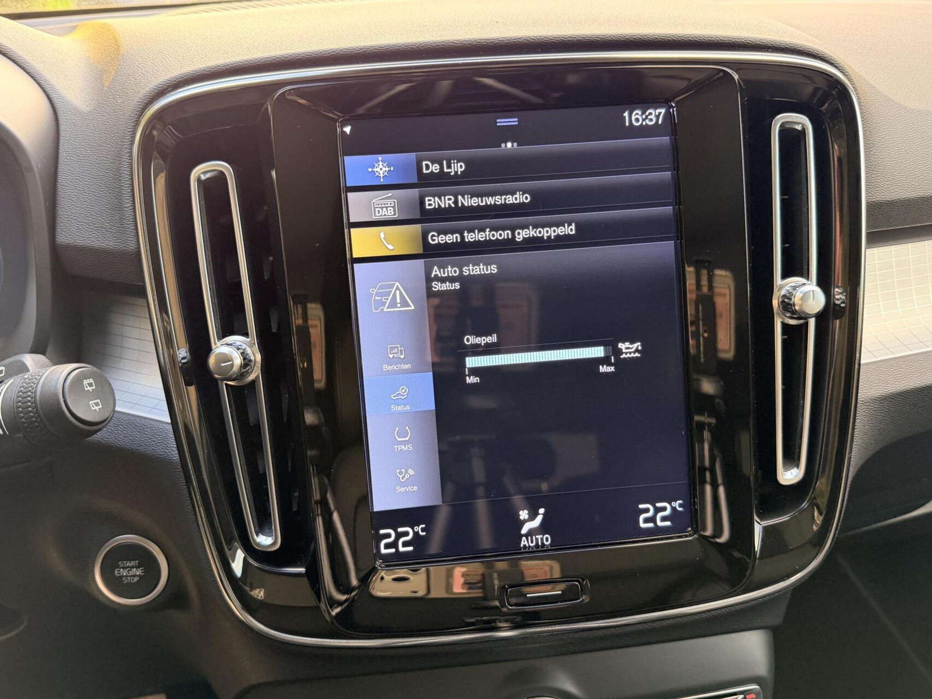Volvo XC40 1.5 T4 Recharge R-Design Automaat | Panoramadak | LED verlichting | Sportstoelen leer | DAB | Apple CarPlay | 360 graden camera | Cruise control adaptief & Pilot Assist | harman/kardon Audio | Parkeersensoren voor en achter 48727679-20.jpg | Timcars.nl