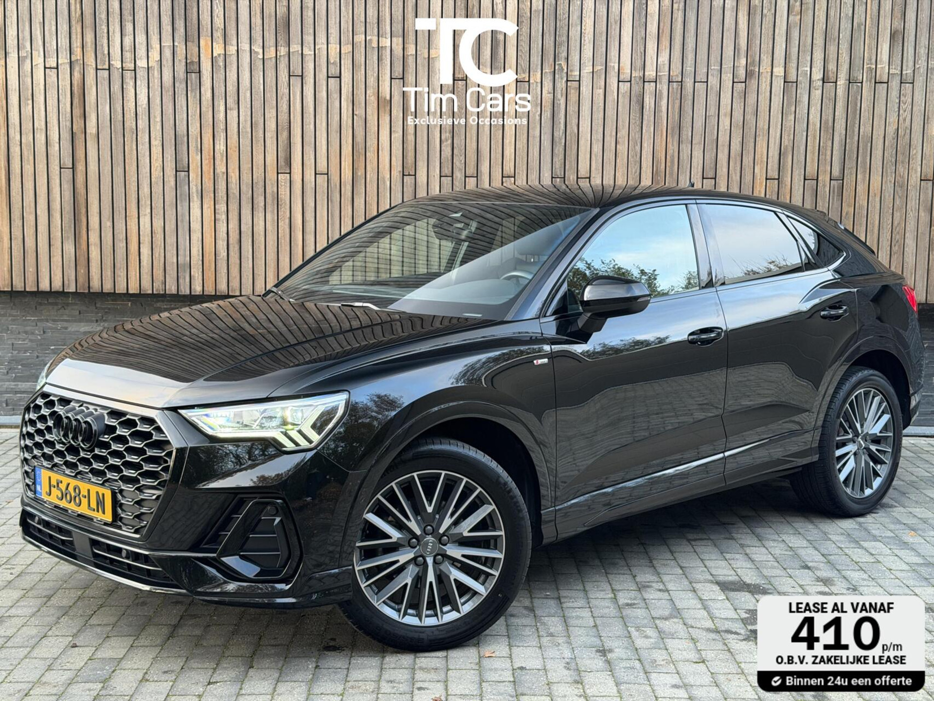 Audi Q3 35 TFSI S edition Automaat | Zwart optiek | Navigatiesysteem | Half-leer | Getint glas | Cruise & climate control | Lane assist | 19 inch velgen | LED verlichting | Elektrisch bedienbare achterklep | Parkeersensoren achter 49254680-0.jpg | Timcars.nl
