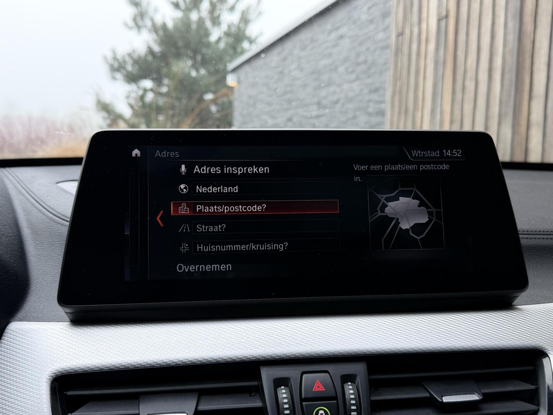 BMW X1 xDrive25e M-sport Automaat | Panoramadak | Leren bekleding | Stoelverwarming | LED verlichting | Climate & cruise control | Misano Blauw metallic | Harman/Kardon HiFi | Parkeersensoren voor en achter | Achteruitrijcamera 49544734-17.jpg | Timcars.nl