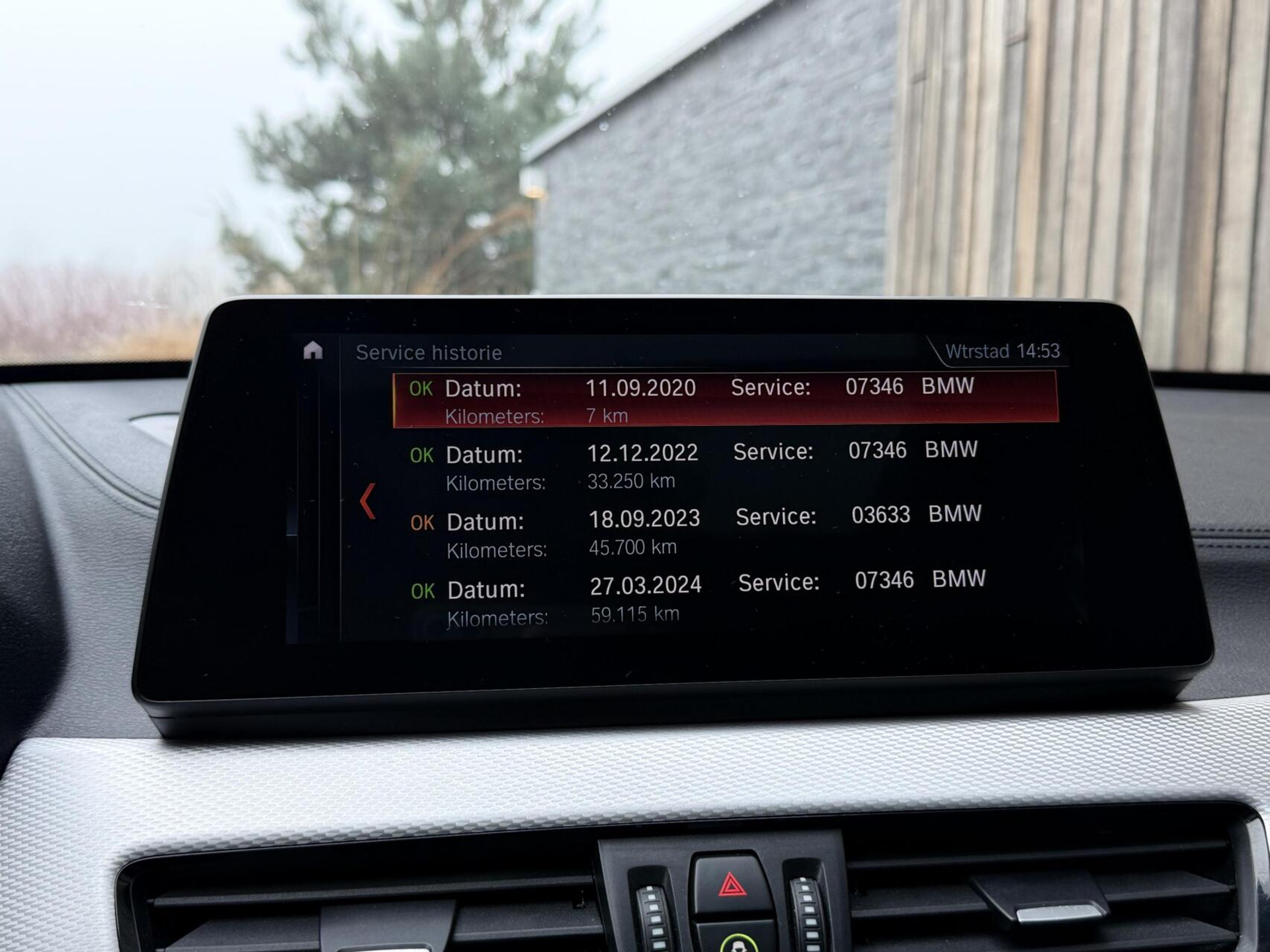 BMW X1 xDrive25e M-sport Automaat | Panoramadak | Leren bekleding | Stoelverwarming | LED verlichting | Climate & cruise control | Misano Blauw metallic | Harman/Kardon HiFi | Parkeersensoren voor en achter | Achteruitrijcamera 49544734-29.jpg | Timcars.nl