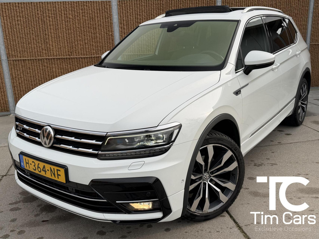 Volkswagen Tiguan Allspace 1.5 TSI R-line Automaat | Panoramadak | Stoel en stuurwielverwarming | 20 inch lichtmetalen velgen | Cruise control adaptief | Trekhaak uitklapbaar | Achteruitrijcamera 50759512-0.jpg | Timcars.nl