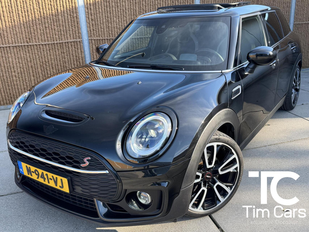 MINI Clubman 2.0 Cooper S Rockingham GT Edition Automaat | Panoramadak | HUD | Stoelverwarming | Leer/alcantara | Getint glas | Verwarmde voorruit | Keyless entry | Stuur & stoelverwarming 51113277-0.jpg | Timcars.nl