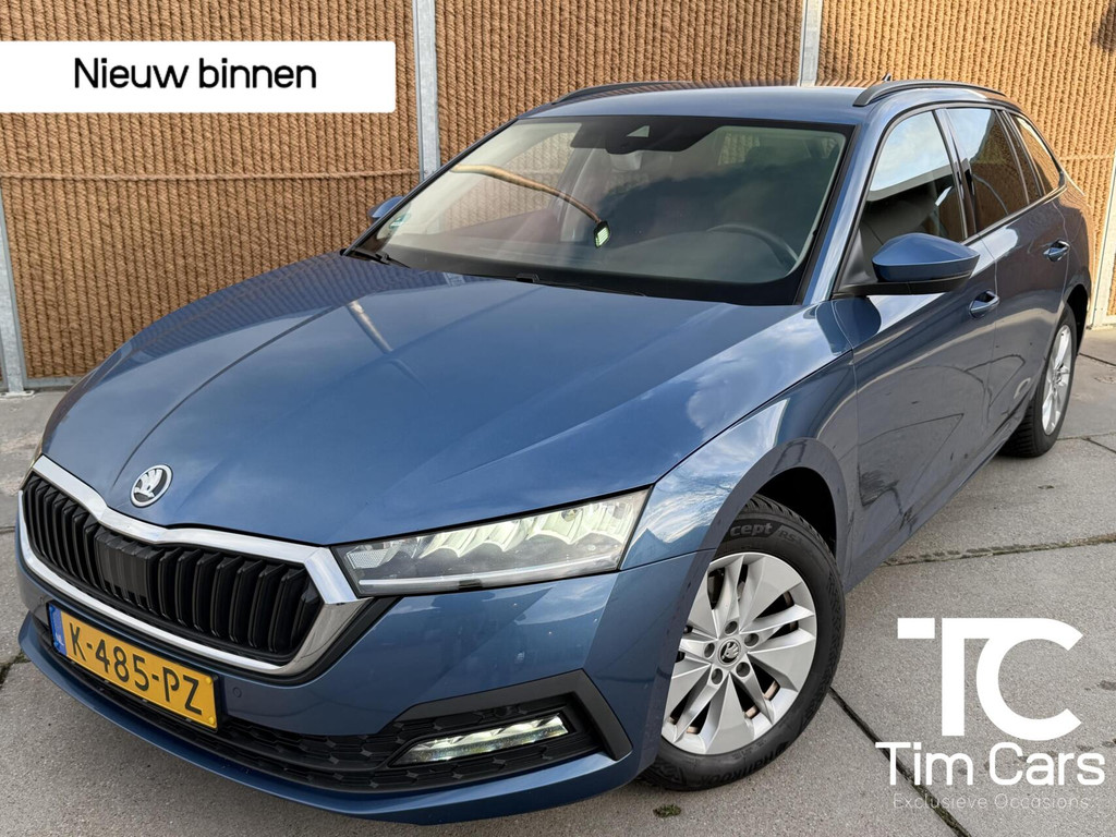 Škoda Octavia Combi 1.0 e-TSI Business Automaat | Trekhaak uitklapbaar | Elektrisch bedienbare achterklep | Getint glas | LED verlichting | Navigatiesysteem | Apple CarPlay | Cruise control | Parkeersensoren voor en achter 52078996-0.jpg | Timcars.nl