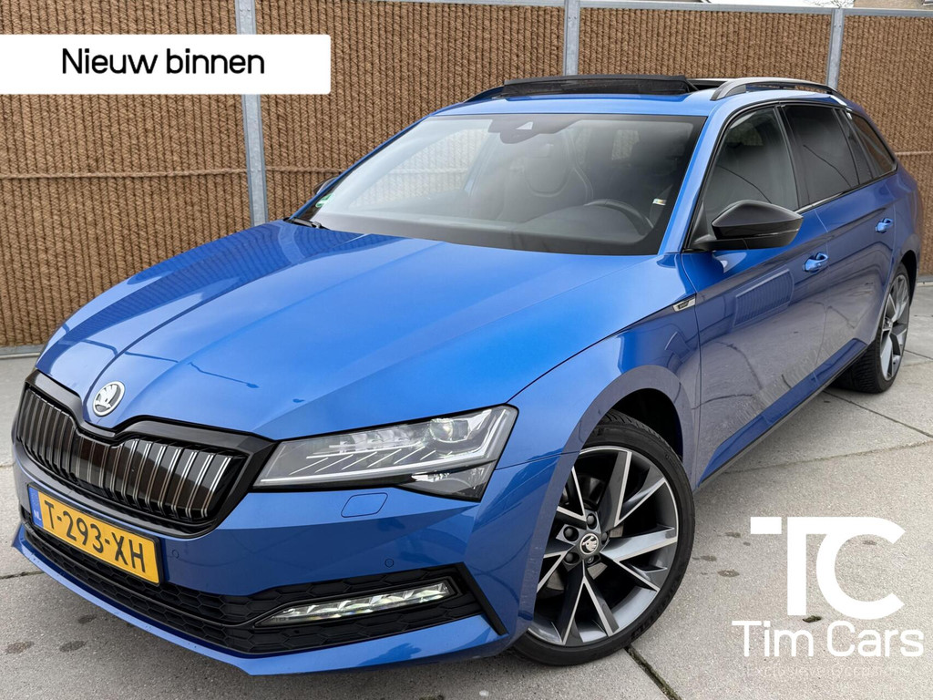 Škoda Superb Combi 1.4 TSI iV Sportline Automaat | Panoramadak | Stoelverwarming voor | Stuurwielverwarming | Half leer alcantara | Cruise control | Trekhaak uitklapbaar | Matrix LED | Achteruitrijcamera 52232741-0.jpg | Timcars.nl