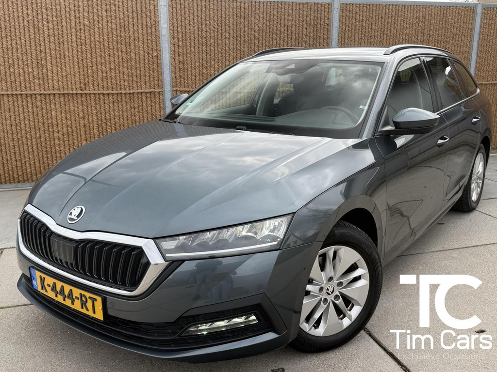 Škoda Octavia Combi 1.0 TSI Business Edition Trekhaak afneembaar | Elektrisch bedienbare achterklep | LED verlichting | Climate & cruise control | Navigatiesysteem | Apple CarPlay/Android Auto | Parkeersensoren voor en achter 52520527-0.jpg | Timcars.nl