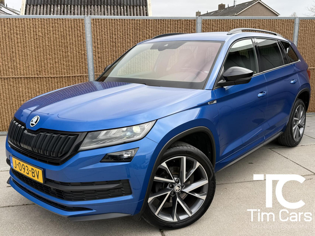 Škoda Kodiaq 1.5 TSI Sportline Business Automaat | Grootscherm navigatiesysteem | Adaptieve cruise control | Voorruitverwarming | Stoelverwarming voor en achter | Canton HiFi | Keyless | Achteruitrijcamera | Parkeersensoren voor en achter 52569966-0.jpg | Timcars.nl