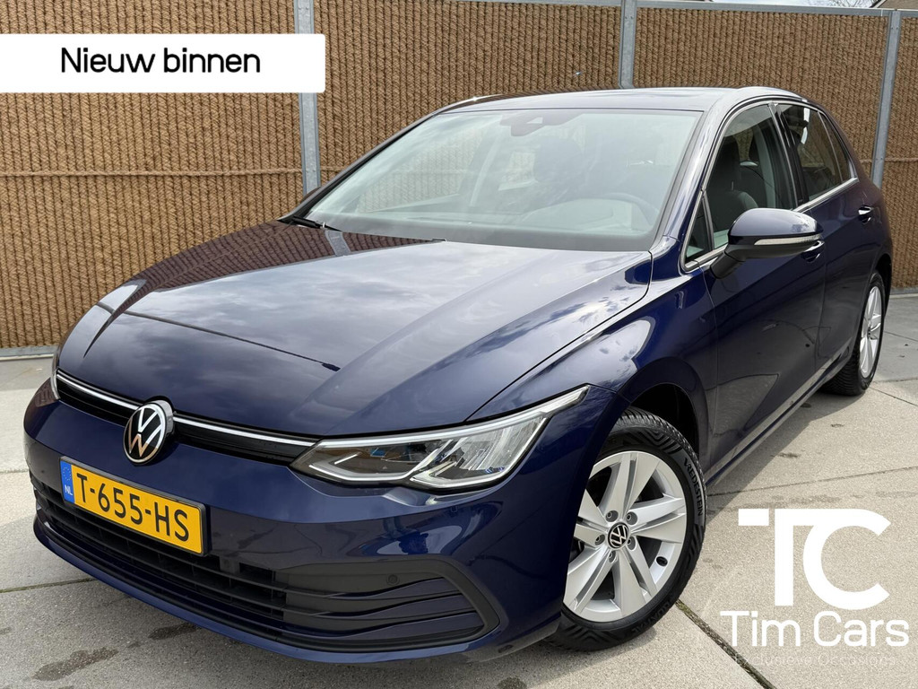 Volkswagen Golf 1.0 eTSI Life Automaat | Achteruitrijcamera | Navigatiesysteem | Metallic lak | LED verlichting | Adaptieve cruise control | Apple CarPlay/Android Auto | Lichtmetalen velgen | Parkeersensoren voor en achter 52750667-0.jpg | Timcars.nl