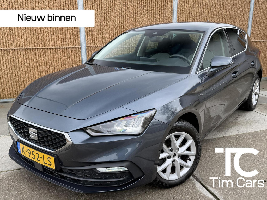 SEAT Leon 1.0 TSI Style Launch Edition | Groot scherm navi | Achteruitrijcamera | Apple CarPlay | LED verlichting | Cruise control adaptief | Climate control | DAB ontvanger | Parkeersensoren voor en achter 52886436-0.jpg | Timcars.nl