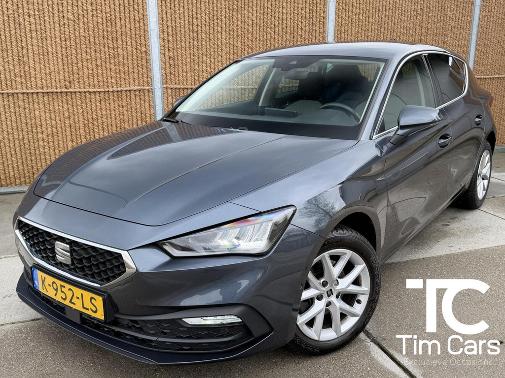 SEAT Leon 1.0 TSI Style Launch Edition | Groot scherm navi | Achteruitrijcamera | Apple CarPlay | LED verlichting | Cruise control adaptief | Climate control | DAB ontvanger | Parkeersensoren voor en achter 52886436-0.jpg | Timcars.nl