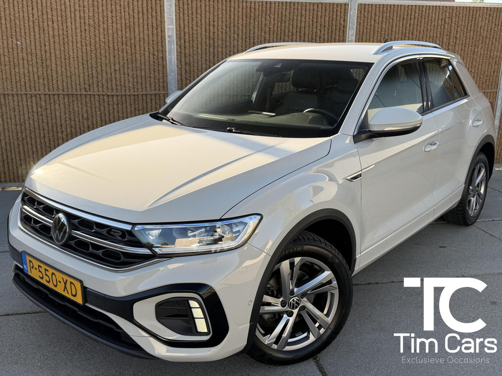 Volkswagen T-Roc 1.5 TSI R-Line Business+ Automaat | Stoelverwarming | Climate control | Cruise control adaptief | Virtual cockpit | LED koplampen | Apple CarPlay/Android Auto | Parkeersensoren voor en achter | Achteruitrijcamera 53139915-0.jpg | Timcars.nl