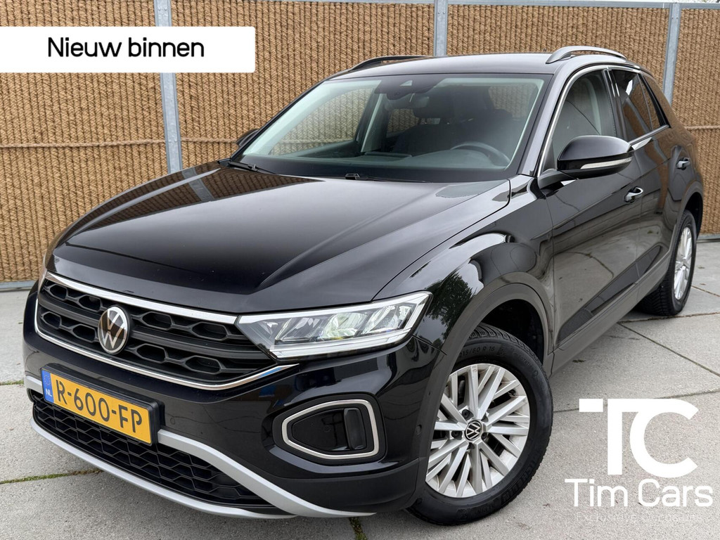 Volkswagen T-Roc 1.0 TSI Life Business Trekhaak | Stoelverwarming | Climate control | Cruise control adaptief | LED verlichting | DAB radioontvangst | Apple CarPlay/Android Auto | Achteruitrijcamera | Parkeersensoren voor en achter 53218084-0.jpg | Timcars.nl