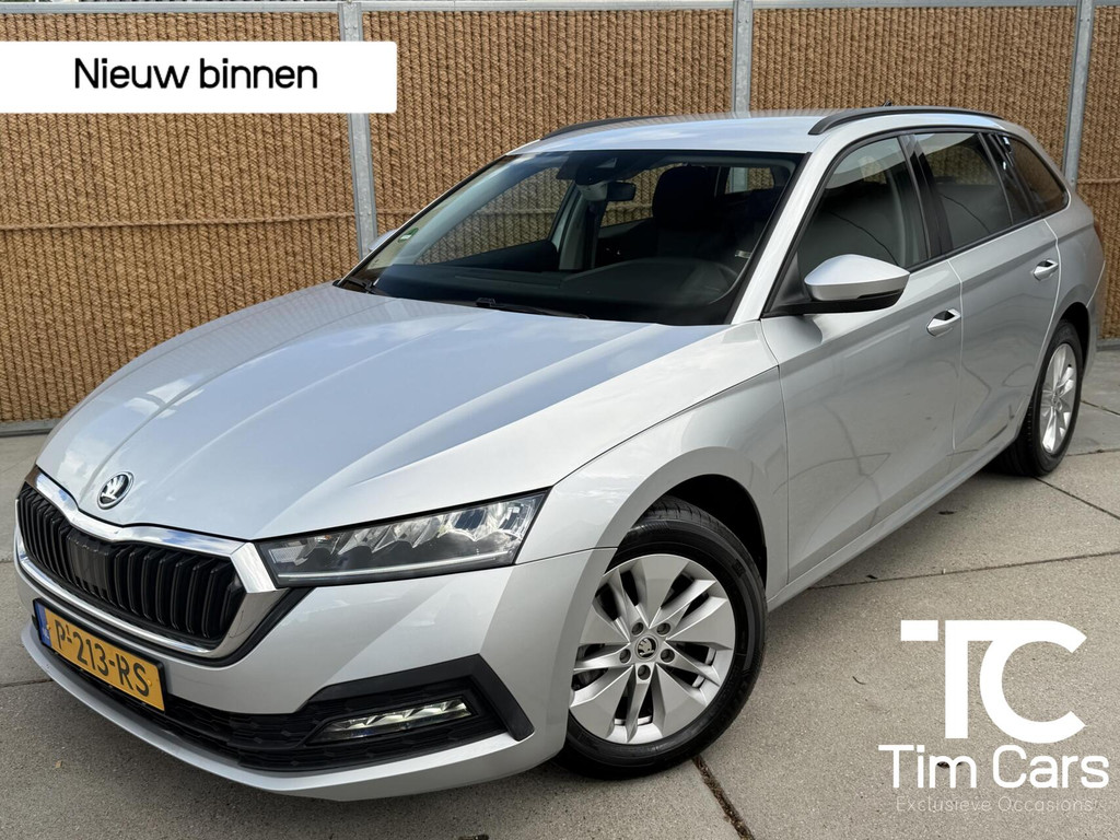Škoda Octavia Combi 1.0 e-TSI Ambition Automaat | LED verlichting | Climate control | Cruise control | Apple CarPlay/Android Auto | Navigatiesysteem | DAB ontvanger | Digitale cockpit | Parkeersensoren achter 54091708-0.jpg | Timcars.nl