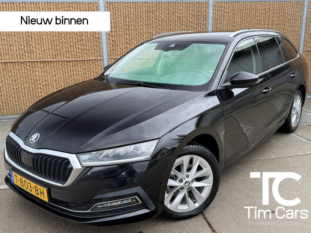 Škoda Octavia Combi 1.0 e-TSI Business Edition Plus Automaat | LED verlichting | Stoelverwarming | Apple CarPlay/Android Auto | Climate control | Adaptieve cruise control | Verwarmde voorruit | Trekhaak | Parkeersensoren voor en achter 54186592-0.jpg | Timcars.nl