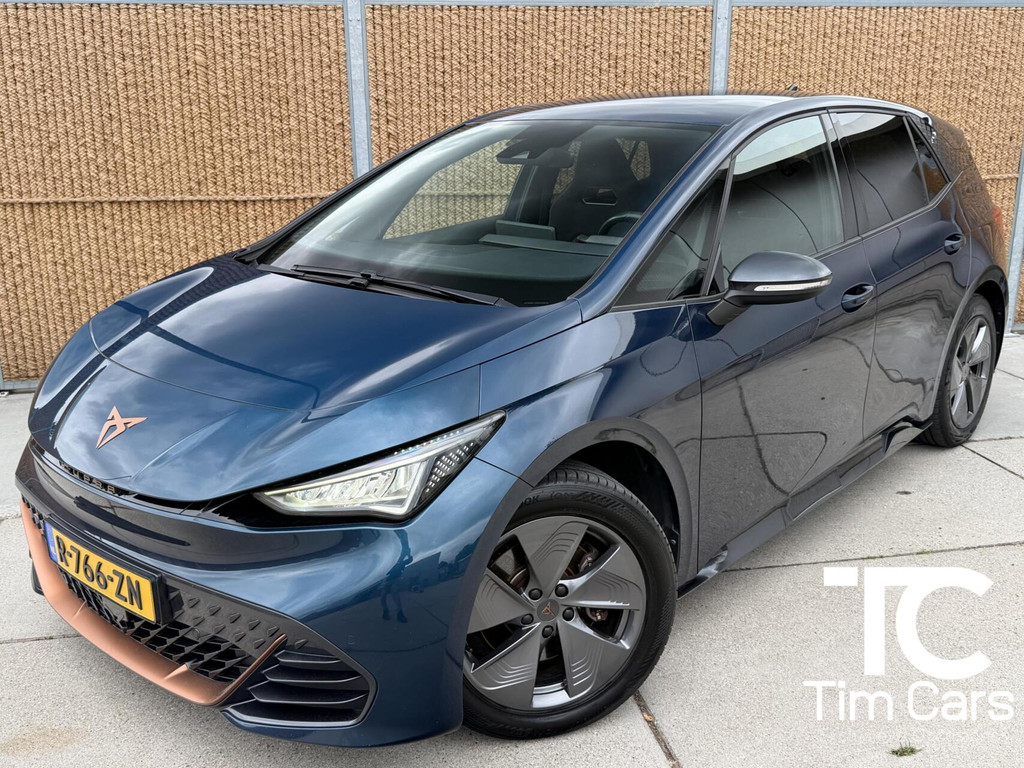 CUPRA Born Business 62 kWh SOH 91,98% Aurora Blue | Climate control | Cruise control adaptief | DAB ontvanger | Apple CarPlay/Android Auto | Full-LED | Navigatiesysteem | Parkeersensoren voor en achter | Achteruitrijcamera 54792683-0.jpg | Timcars.nl