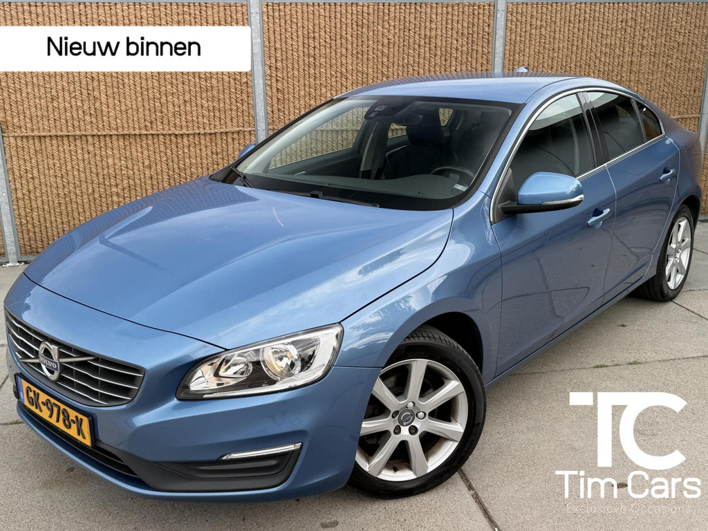 Volvo S60 2.0 T4 Momentum 190pk | Navigatiesysteem | Climate & cruise control | Trekhaak & 1800KG trekgewicht | Parkeersensoren achter | Parkeersensoren achter | Lichtmetalen velgen 55030734-0.jpg | Timcars.nl