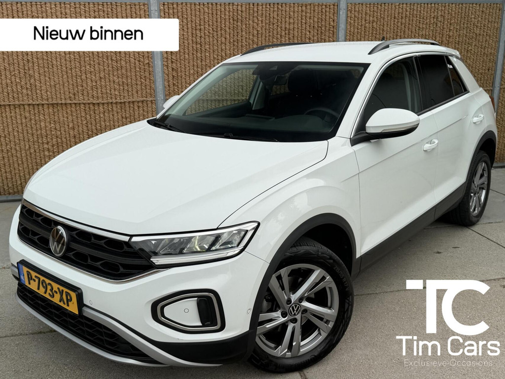 Volkswagen T-Roc 1.0 TSI Life 75 Edition Achteruitrijcamera | LED verlichting | Parkeersensoren voor en achter | Airconditioning | Cruise control adaptief | Apple CarPlay/Android Auto | Rijstrooksensor | DAB ontvanger 55431047-0.jpg | Timcars.nl
