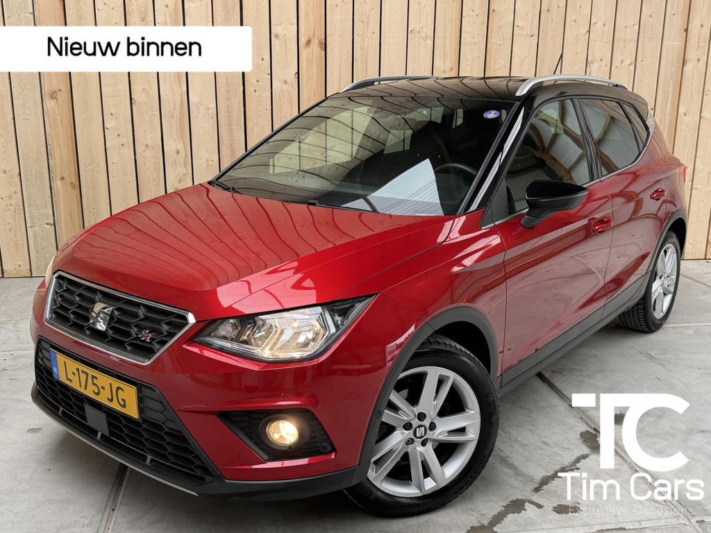 SEAT Arona 1.0 TSI FR Business Intense Apple CarPlay/Android Auto | Navigatiesysteem | Climate control | Cruise control | Dode hoek detectie | Parkeersensoren voor en achter | Achteruitrijcamera 55644128-0.jpg | Timcars.nl