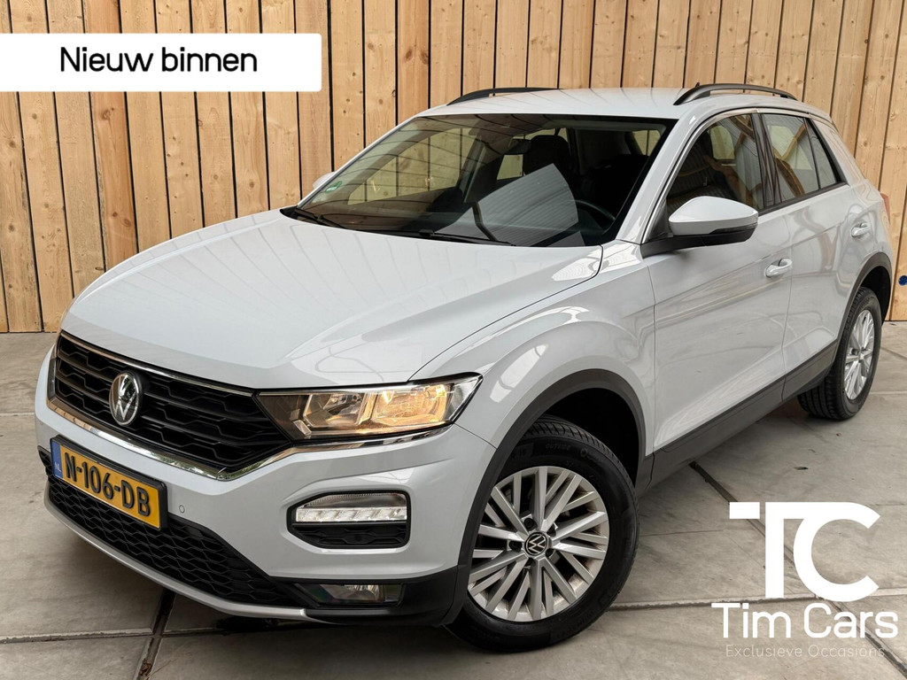 Volkswagen T-Roc 1.5 TSI Style Adaptieve cruise control | Climate control | Achteruitrijcamera | Apple CarPlay/Android Auto | Digitaal instrumentenpaneel | Navigatiesysteem | Parkeersensoren voor en achter 55847087-0.jpg | Timcars.nl