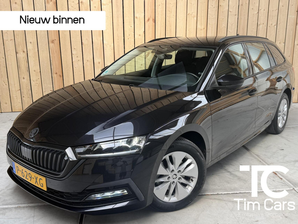 Škoda Octavia Combi 1.0 TSI Business Edition Trekhaak uitklapbaar | Apple CarPlay/Android Auto | Cruise & climate control | LED koplampen | Lichtmetalen velgen | Navigatiesysteem | Parkeersensoren voor en achter 56009543-0.jpg | Timcars.nl