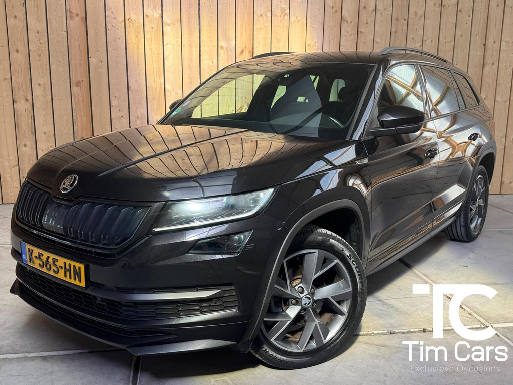 Škoda Kodiaq 1.5 TSI Sportline Business Automaat | Apple CarPlay/Android Auto | Climate & cruise control | DAB ontvanger | LED koplampen | Navigatiesysteem | Voorstoelen en achterbank verwarmd 56248192-0.jpg | Timcars.nl