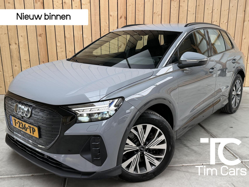 Audi Q4 e-tron 40 Edition 77 kWh SoH 97,53% | Apple CarPlay/Android Auto | Climate & cruise control | Luxe lederen bekleding | Matrix LED verlichting | Parkeersensoren achter | Stoelverwarming voor 56541967-0.jpg | Timcars.nl