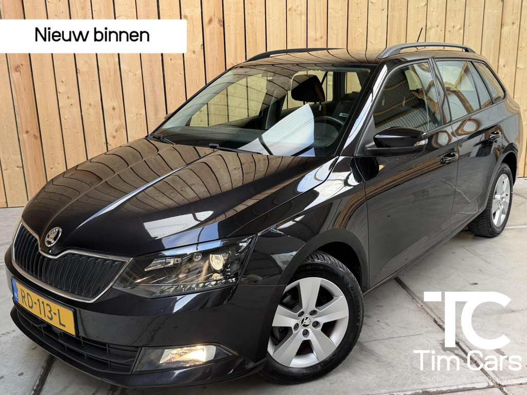 Škoda Fabia Combi 1.0 TSI Ambition Business Airconditioning | Cruise control | Lichtmetalen velgen | Navigatiesysteem | Parkeersensoren achter | Stuurwiel multifunctioneel | Trekhaak 56640686-0.jpg | Timcars.nl