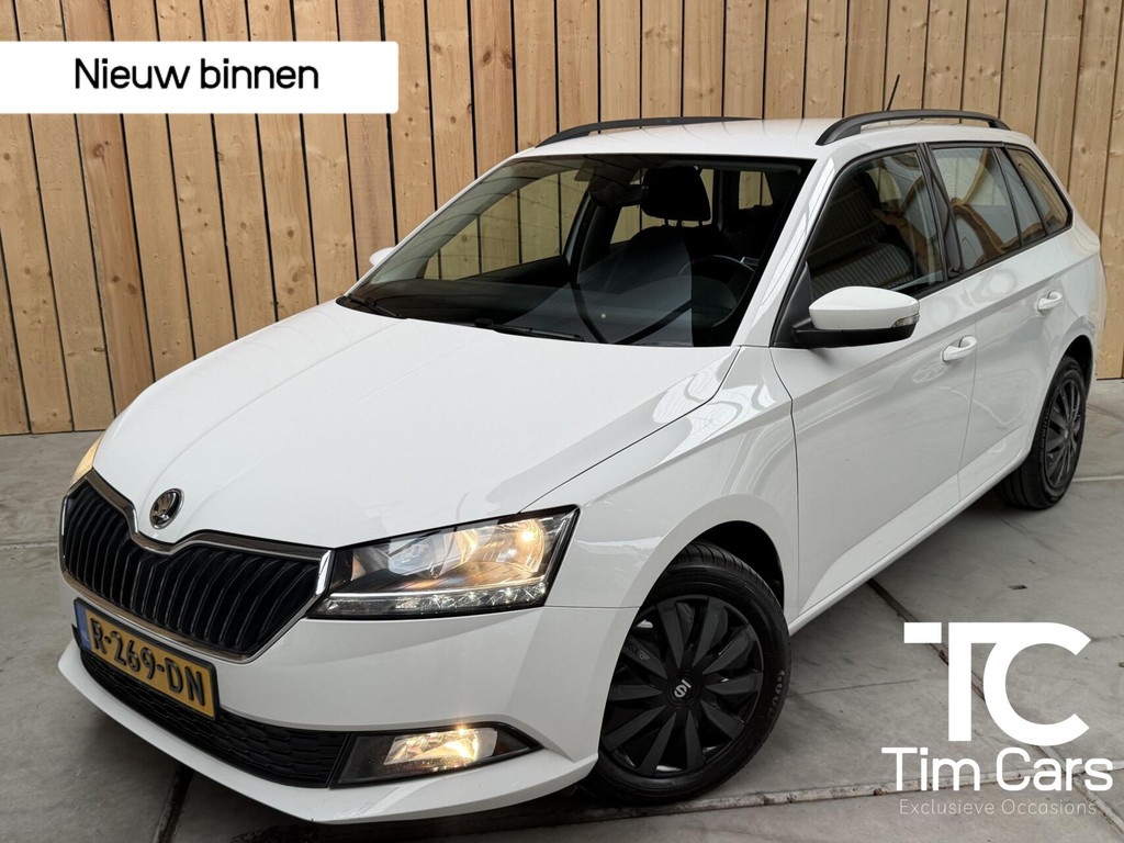 Škoda Fabia Combi 1.0 TSI Ambition Apple CarPlay/Android Auto | Airconditioning | Cruise control | DAB ontvanger | Multifunctioneel stuurwiel | Navigatiesysteem | Signaalkleur | Parkeersensoren achter 56857751-0.jpg | Timcars.nl