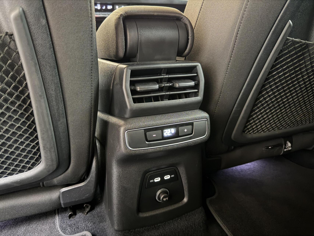 Audi Q4 e-tron 40 Launch edition Advanced 77 kWh SoH 91,95% Warmtepomp | Achteruitrijcamera | Adaptieve cruise control | Apple CarPlay/Android Auto | Climate control | Matrix LED | Navigatiesysteem | Voorstoelen verwarmd | Parkeersensoren 57062844-15.jpg | Timcars.nl